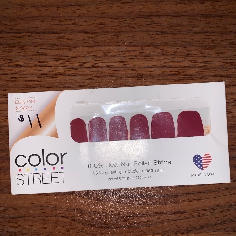 𝅺🌵COLOR Street “London Calling” Nail Polish Strips